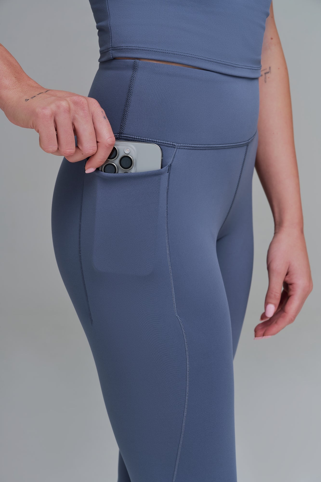 XENLITE WOMEN'S HIGH WAISTED LEGGINGS - GRISAILLE