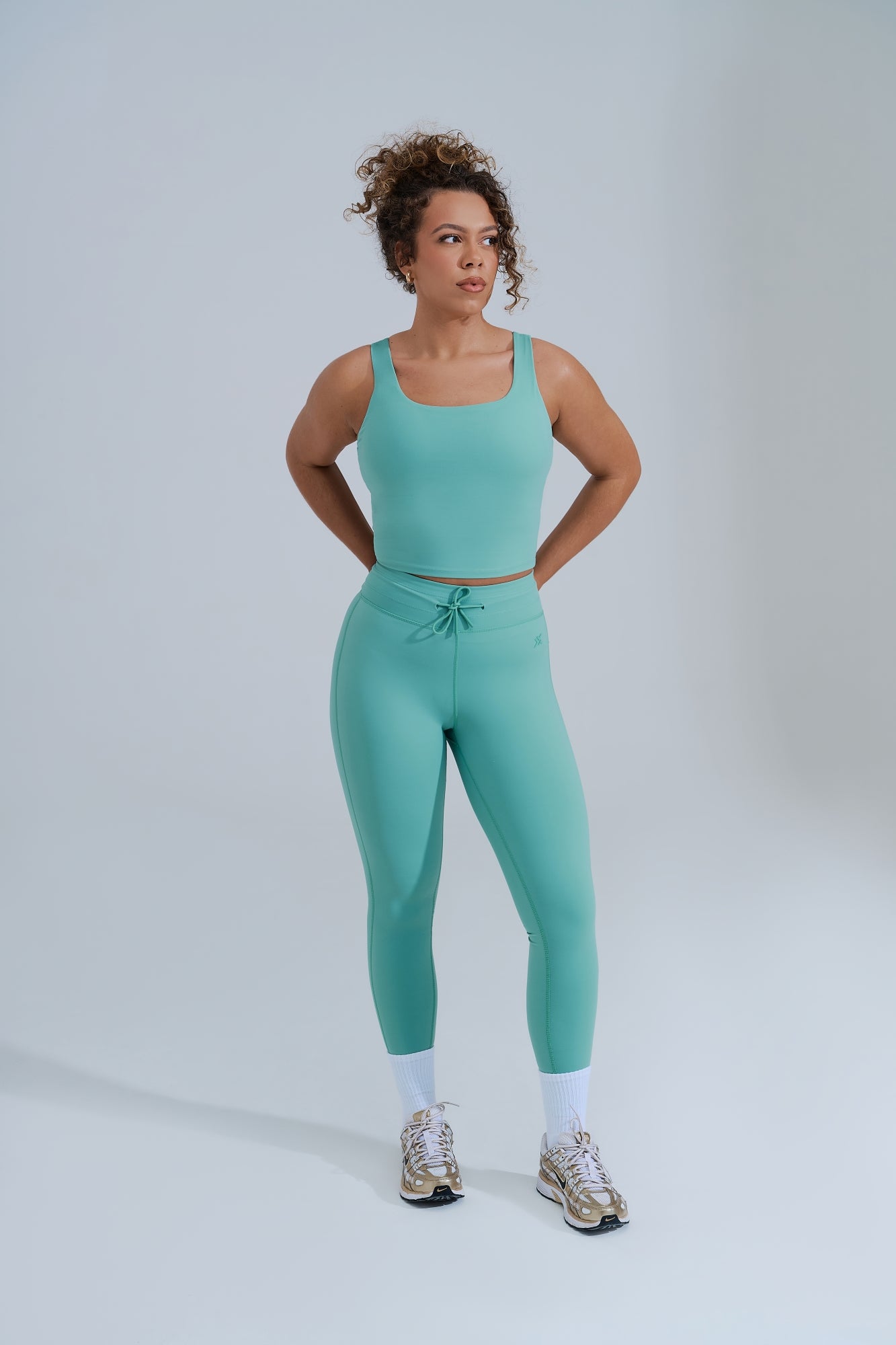 XENLITE CROPPED VEST