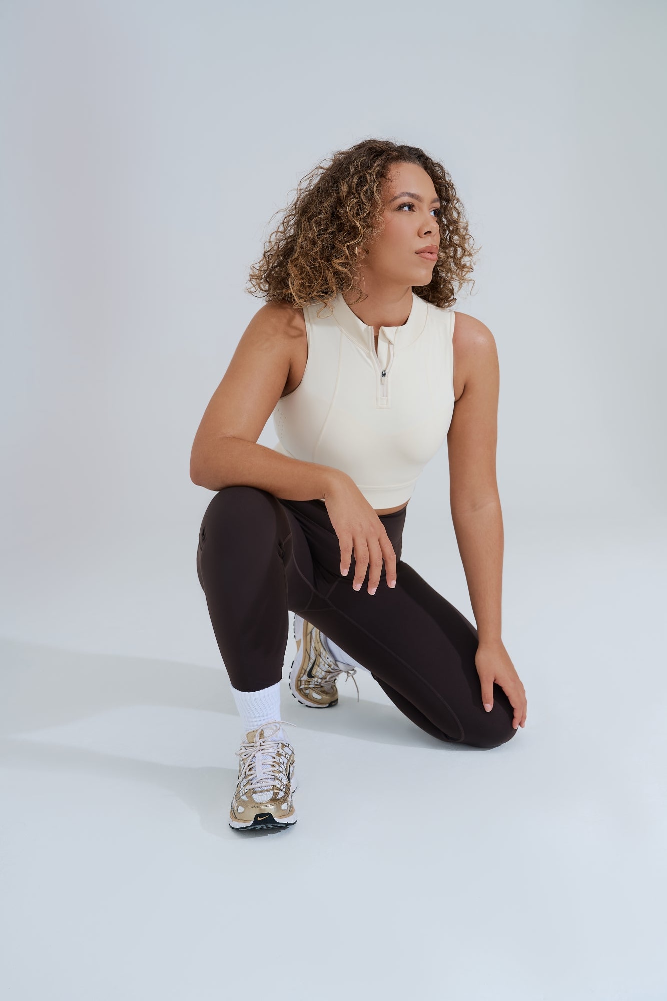 EDENVERSE HIGH-NECK TANK