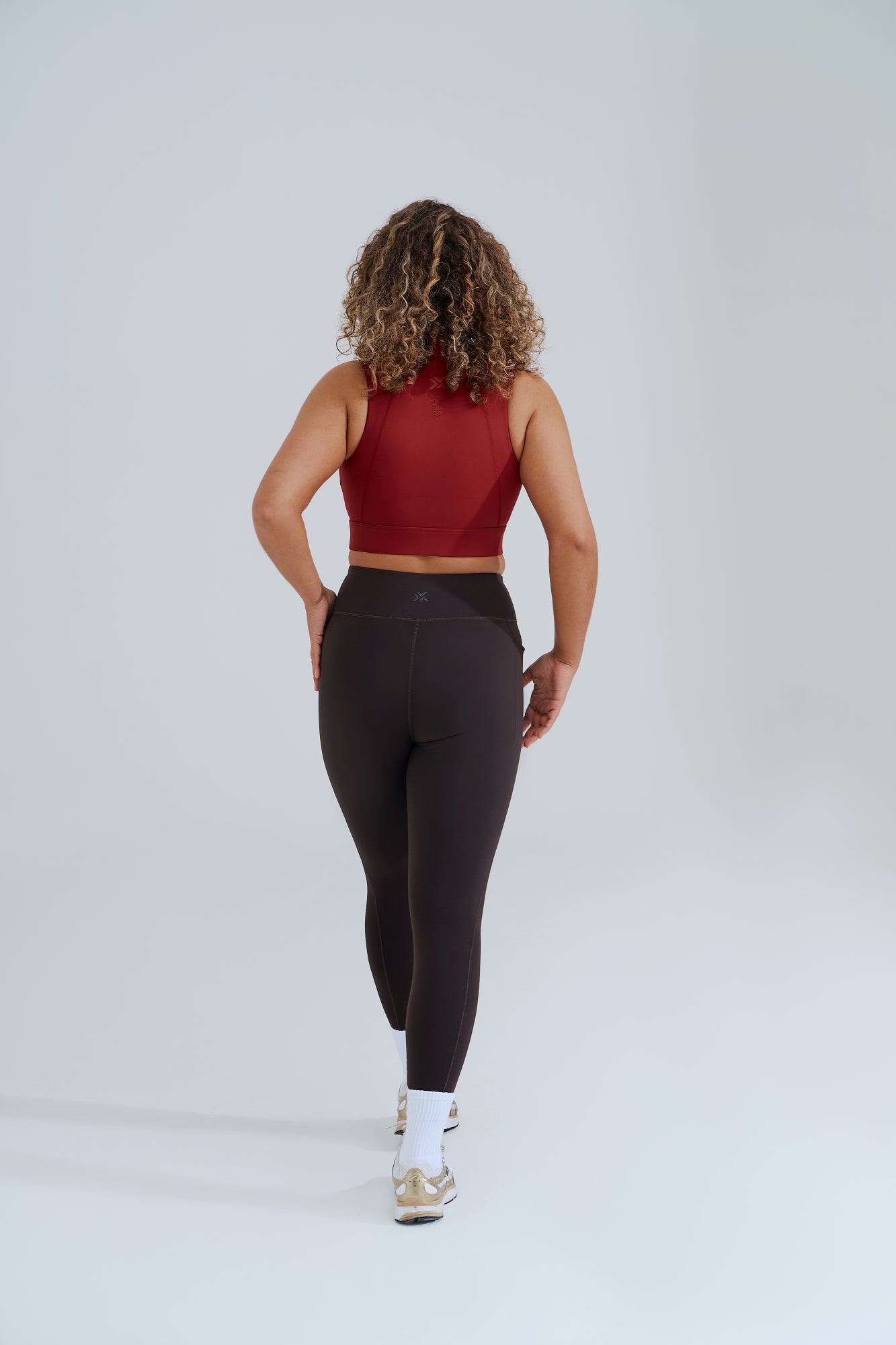 EDENVERSE HIGH-NECK TANK